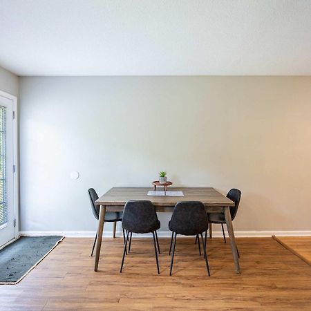 Charming Gray Home- 5 Mins From Gsu! Statesboro Kültér fotó