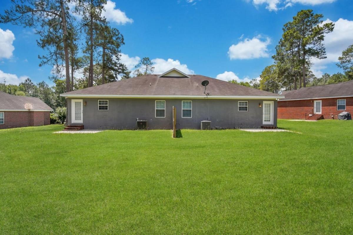Charming Gray Home- 5 Mins From Gsu! Statesboro Kültér fotó