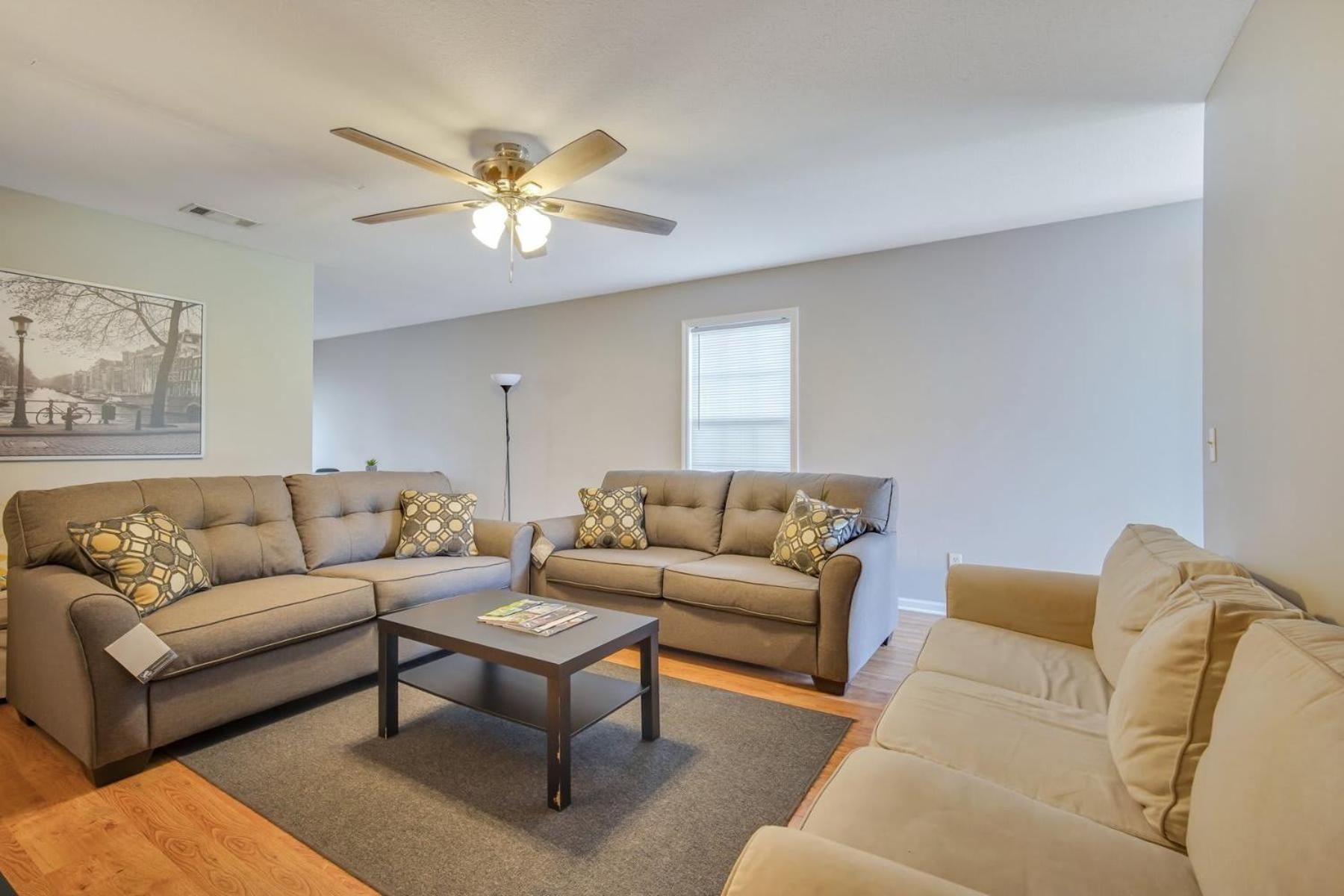 Charming Gray Home- 5 Mins From Gsu! Statesboro Kültér fotó