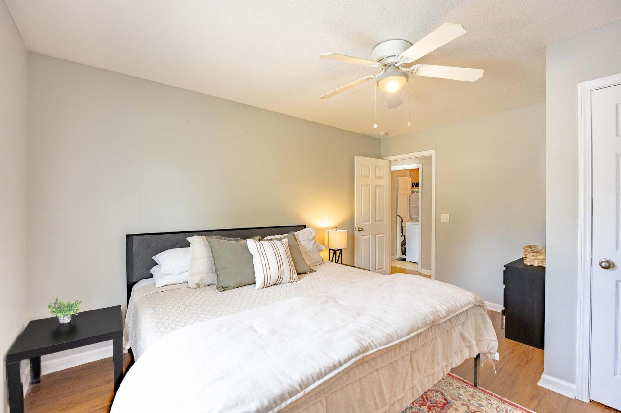 Charming Gray Home- 5 Mins From Gsu! Statesboro Kültér fotó